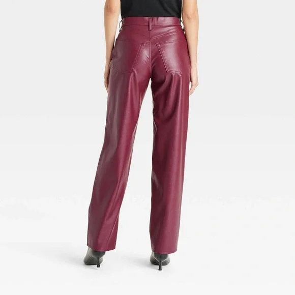 Universal Thread Women’s Burgundy Mid-Rise Faux Leather Baggy Pants Size 12R - Picture 2 of 9